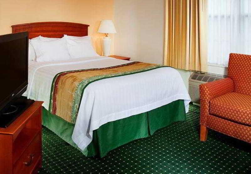 Towneplace Suites By Marriott Findlay Esterno foto